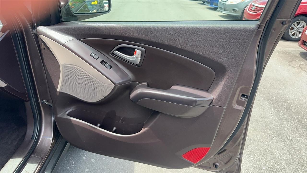 Hyundai Tucson FWD 4dr SE 2015