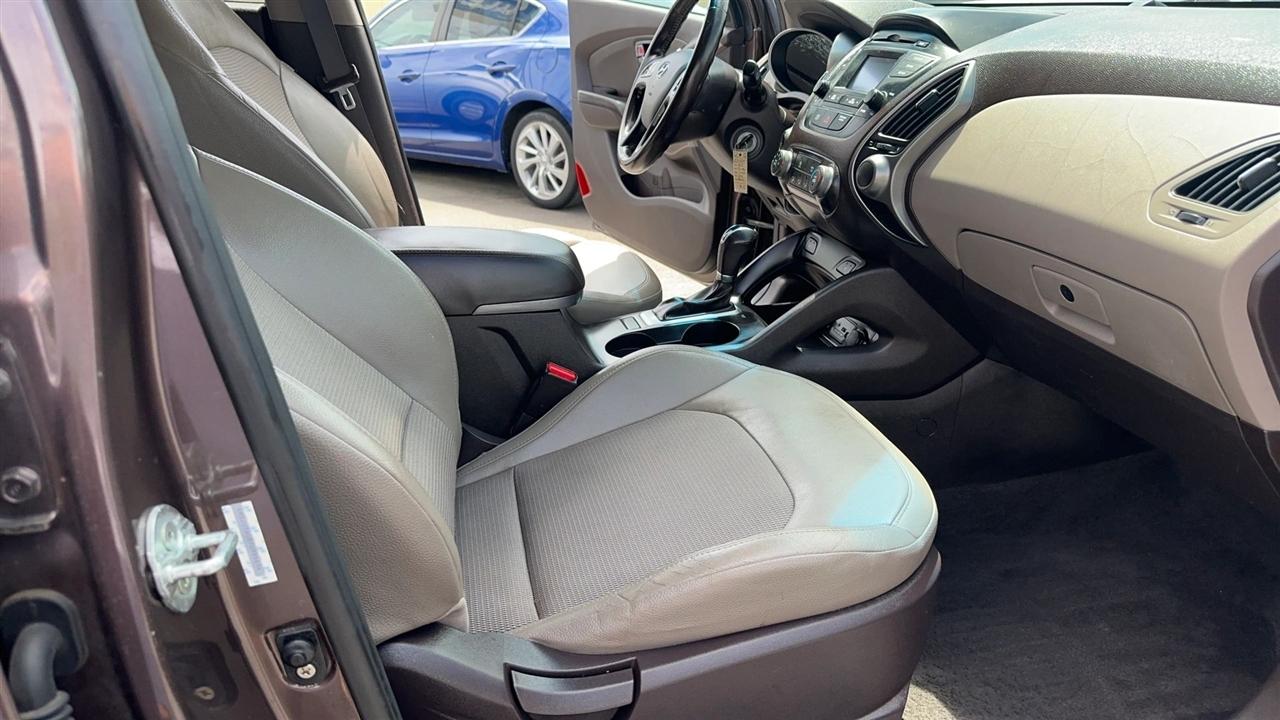 Hyundai Tucson FWD 4dr SE 2015