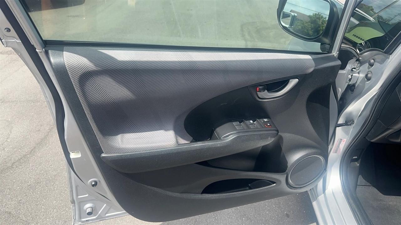 Honda Fit 5dr HB Auto 2013