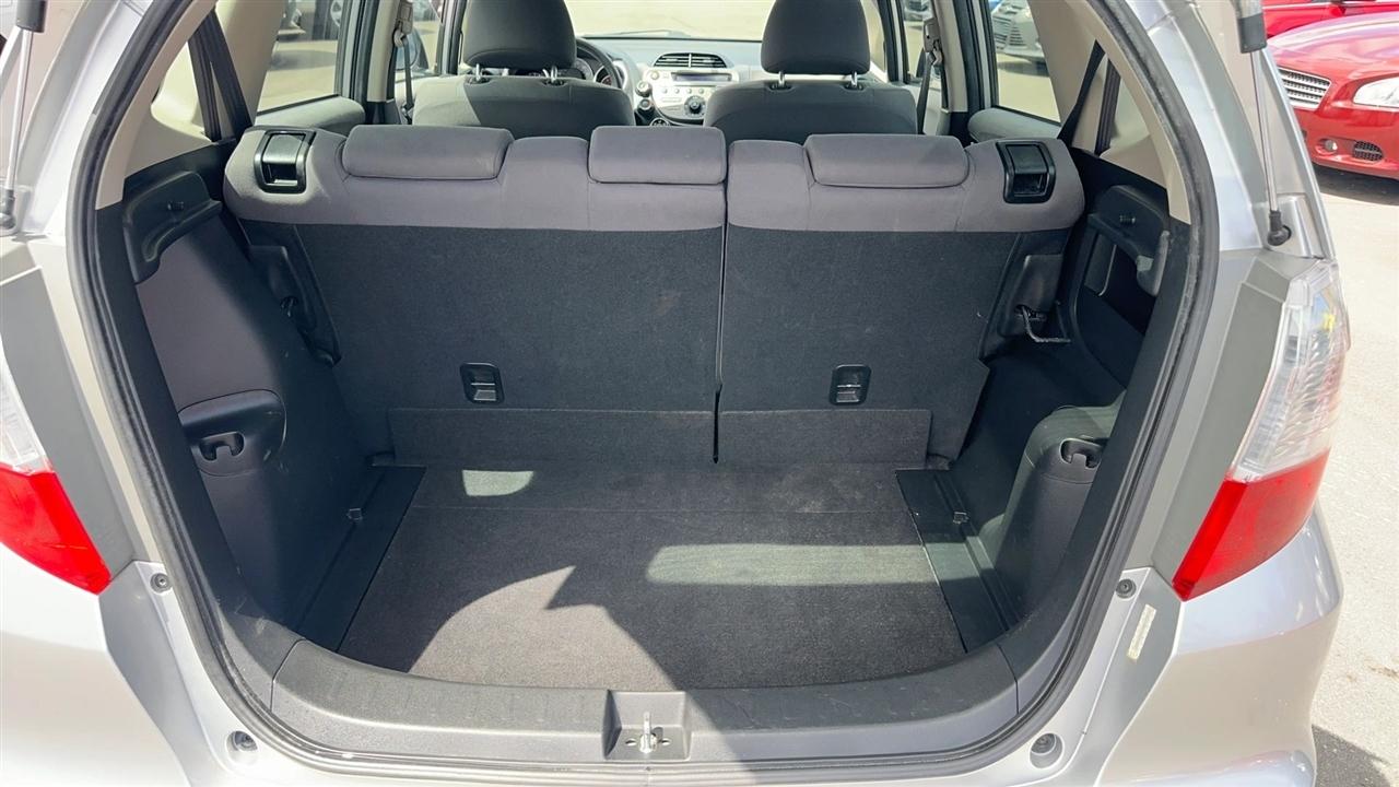 Honda Fit 5dr HB Auto 2013