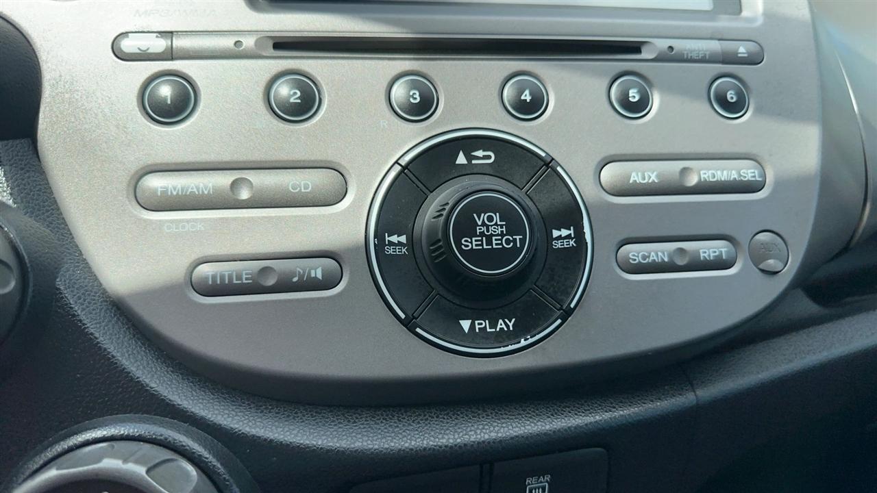 Honda Fit 5dr HB Auto 2013