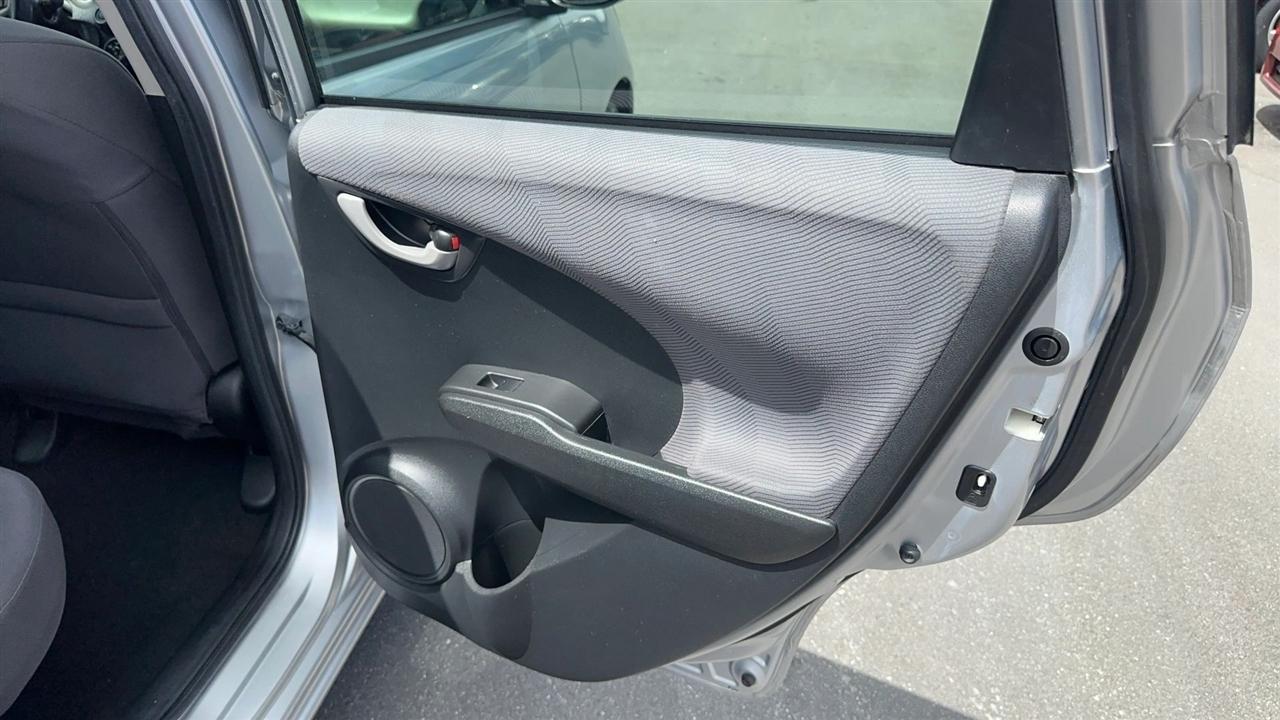 Honda Fit 5dr HB Auto 2013