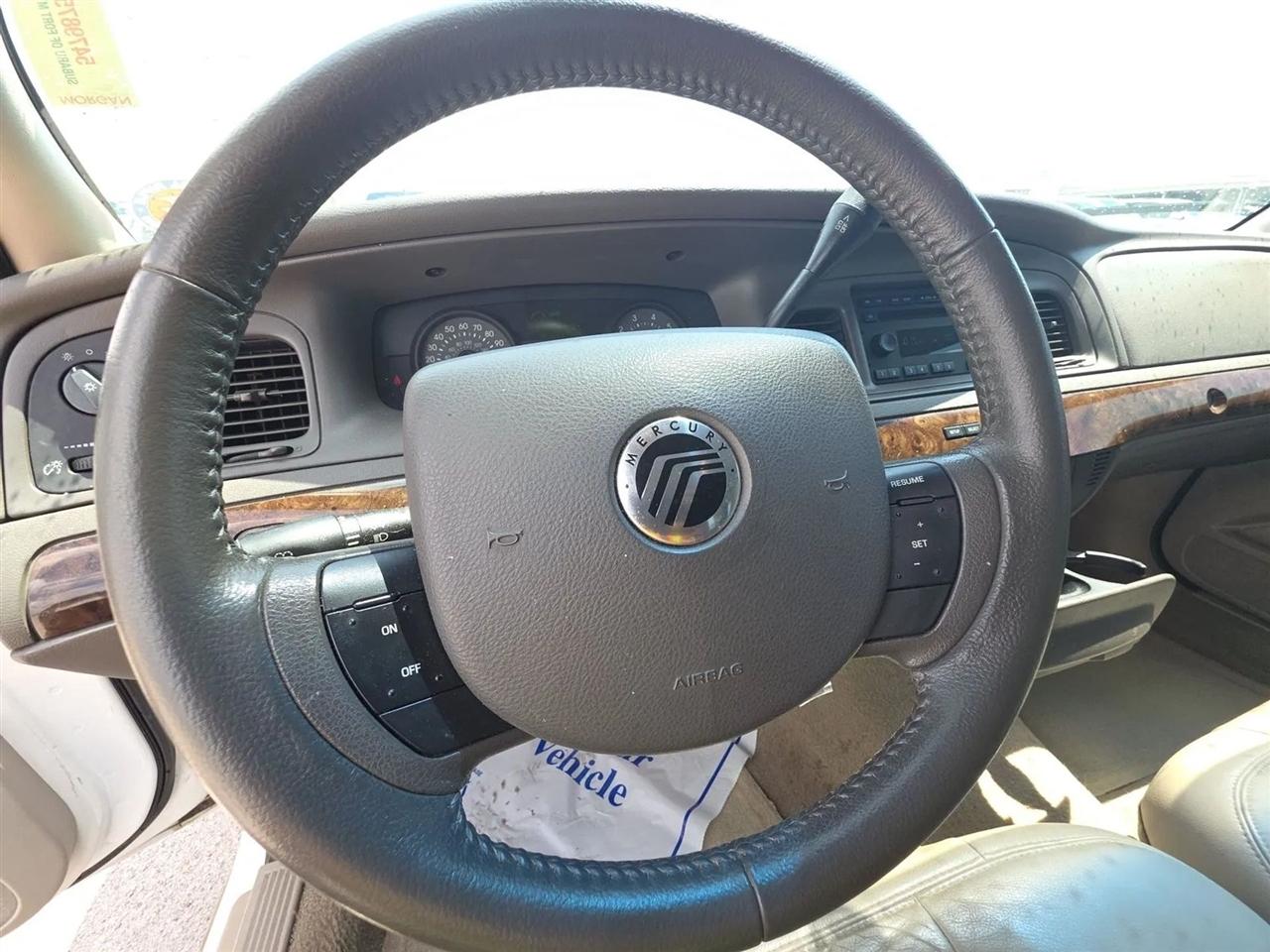 Mercury Grand Marquis 4dr Sdn LS 2011