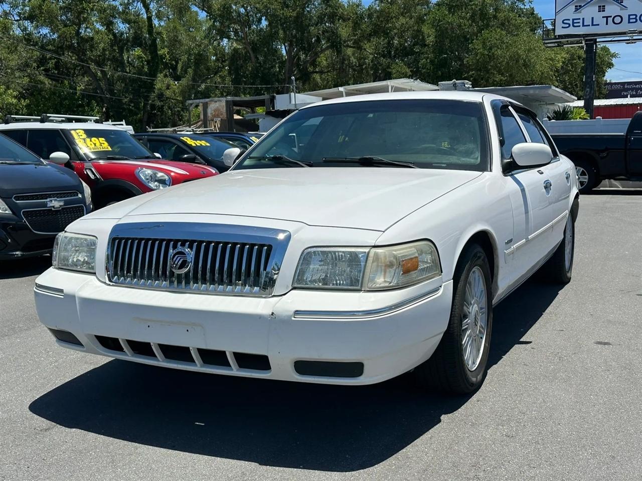 Mercury Grand Marquis 4dr Sdn LS 2011
