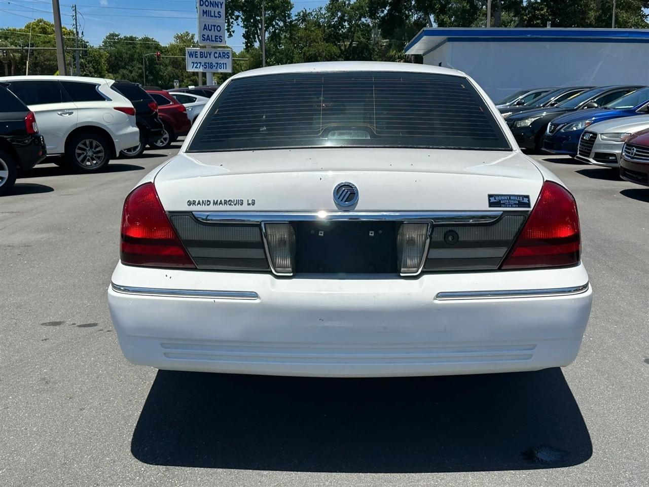Mercury Grand Marquis 4dr Sdn LS 2011