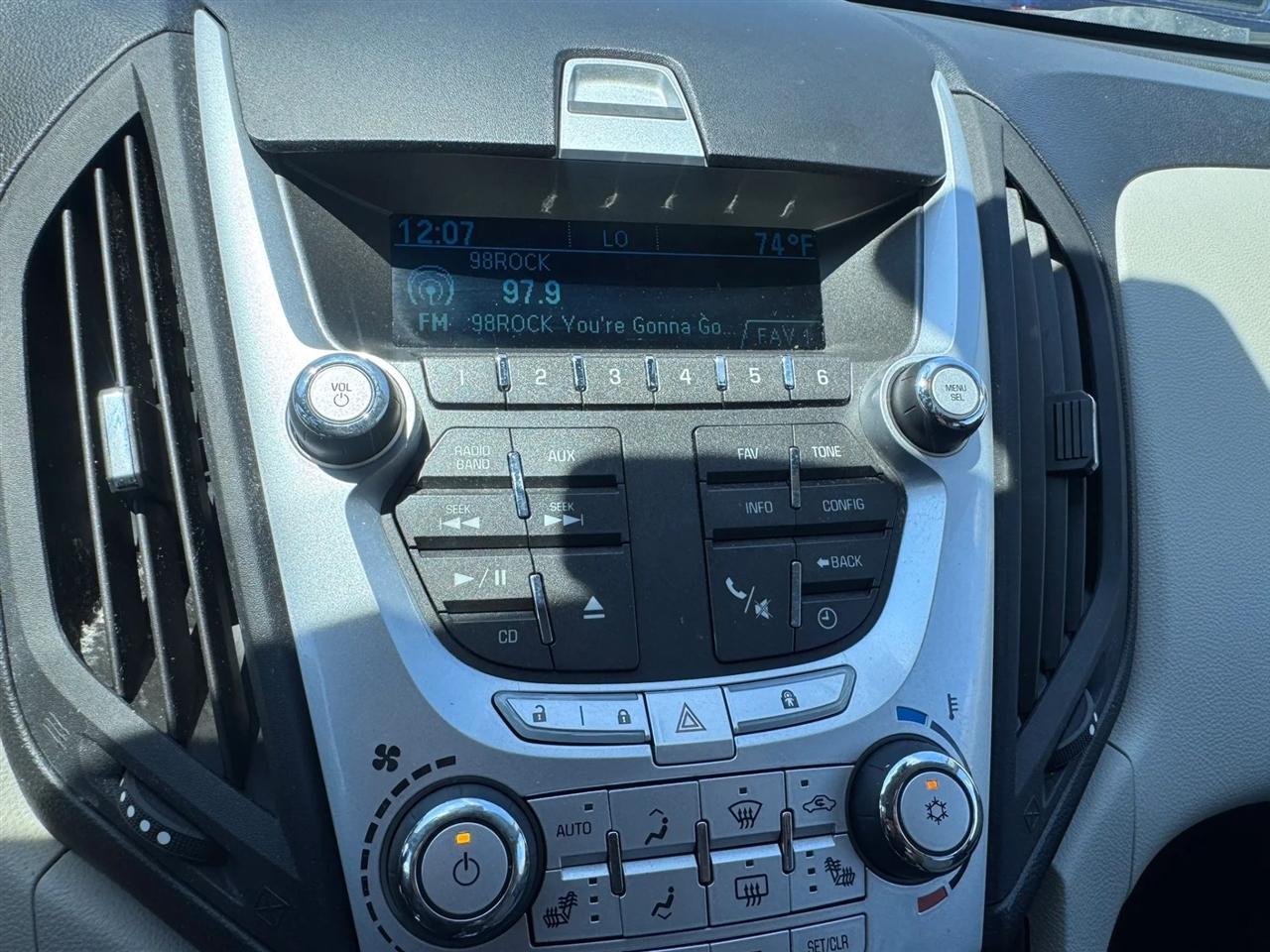 Chevrolet Equinox FWD 4dr LTZ 2011