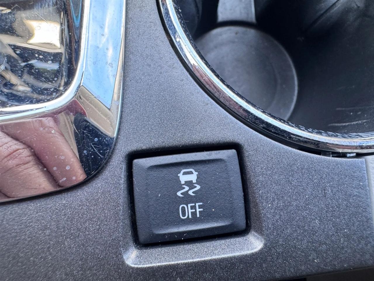 Chevrolet Equinox FWD 4dr LTZ 2011