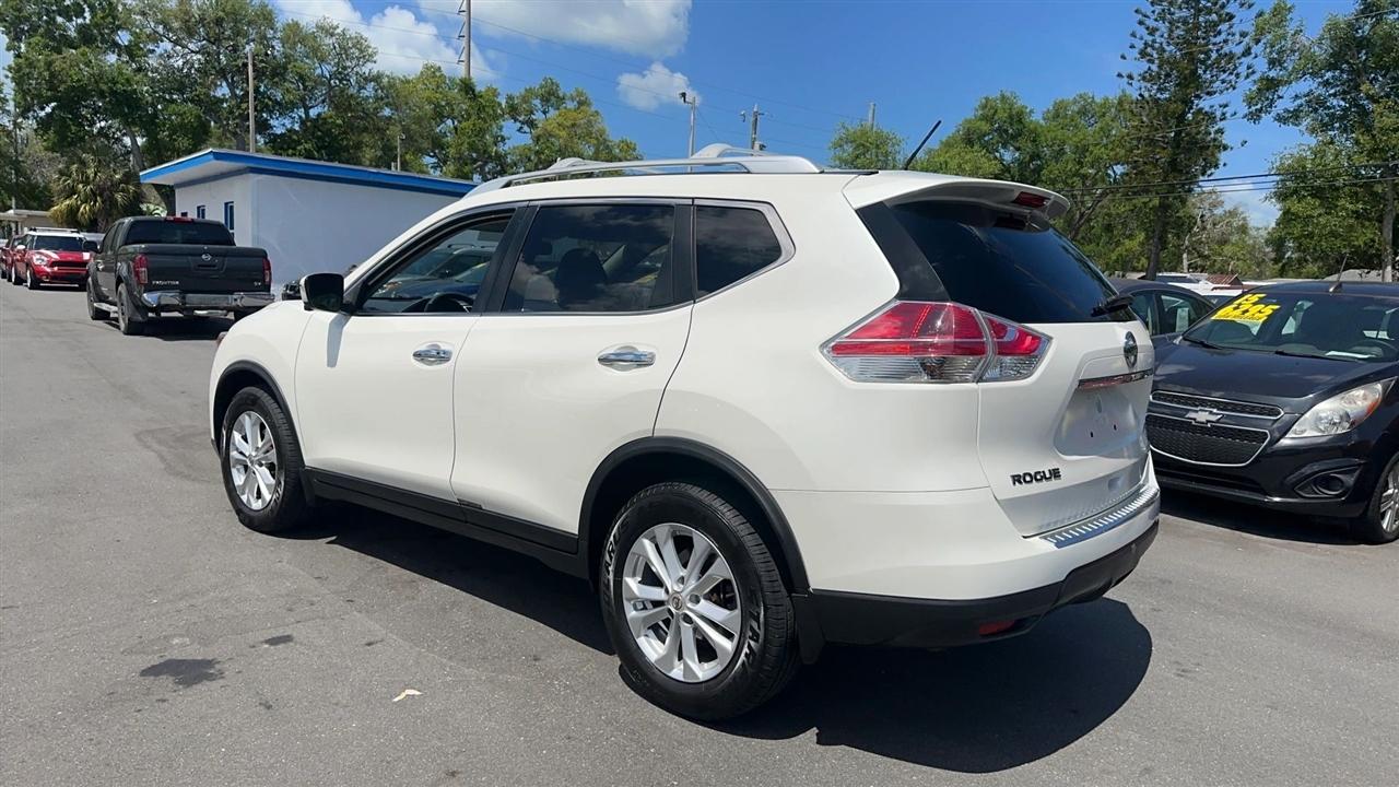 Nissan Rogue FWD 4dr SV 2016