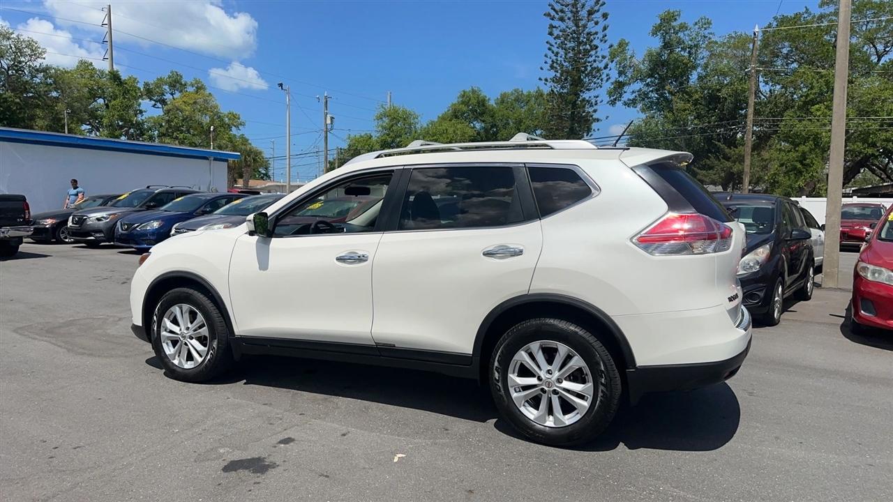 Nissan Rogue FWD 4dr SV 2016