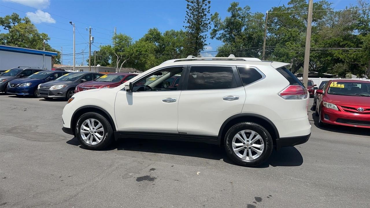 Nissan Rogue FWD 4dr SV 2016