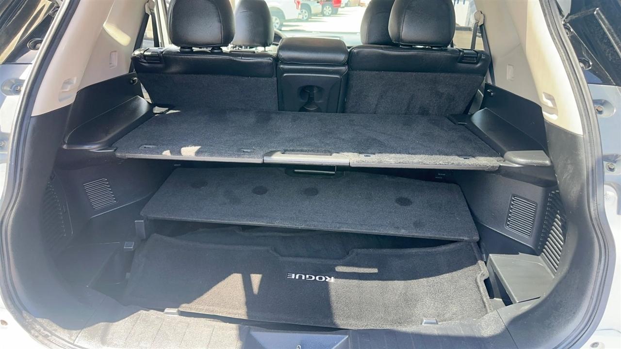 Nissan Rogue FWD 4dr SV 2016