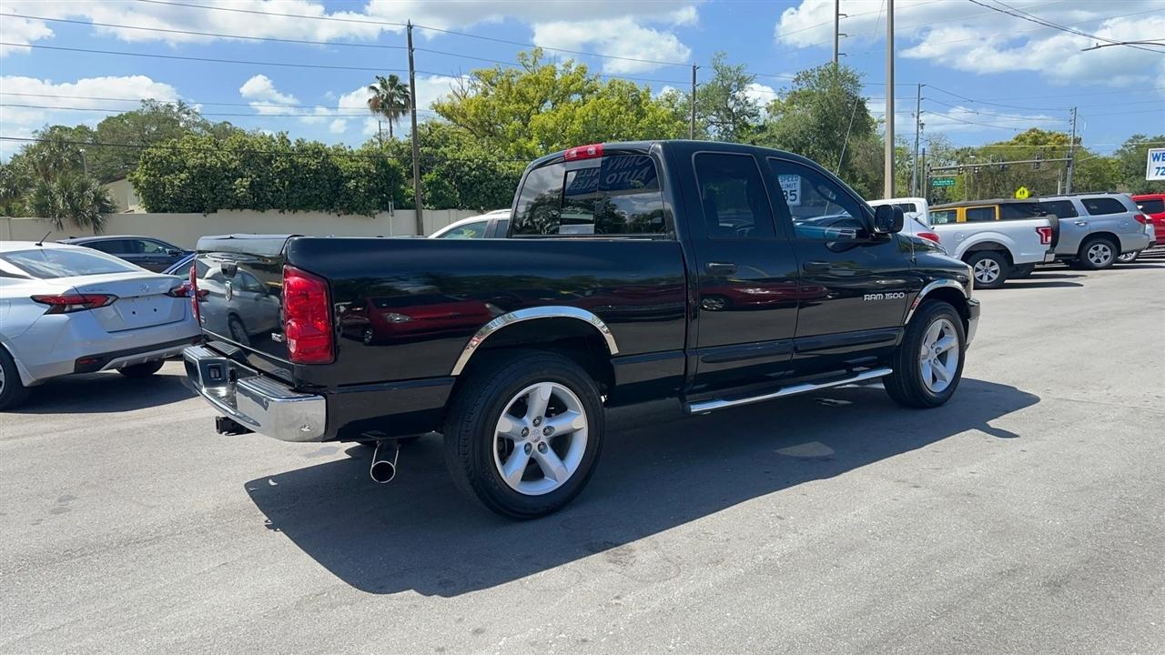Dodge Ram 1500 2WD Quad Cab 140.5" SLT 2007