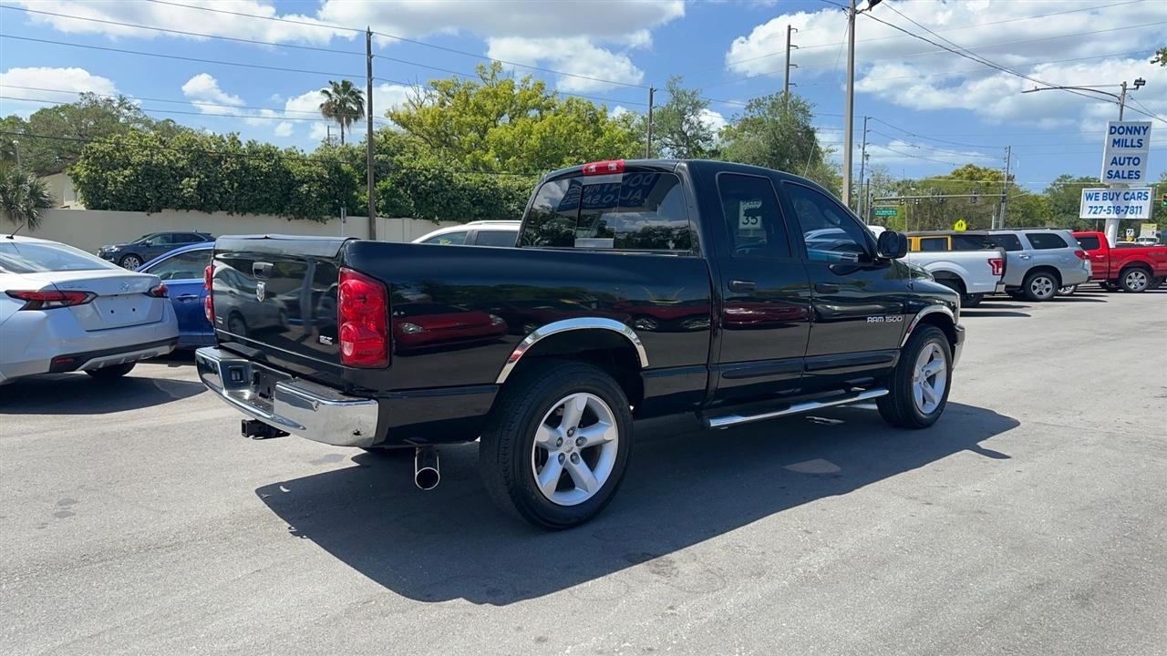 Dodge Ram 1500 2WD Quad Cab 140.5" SLT 2007