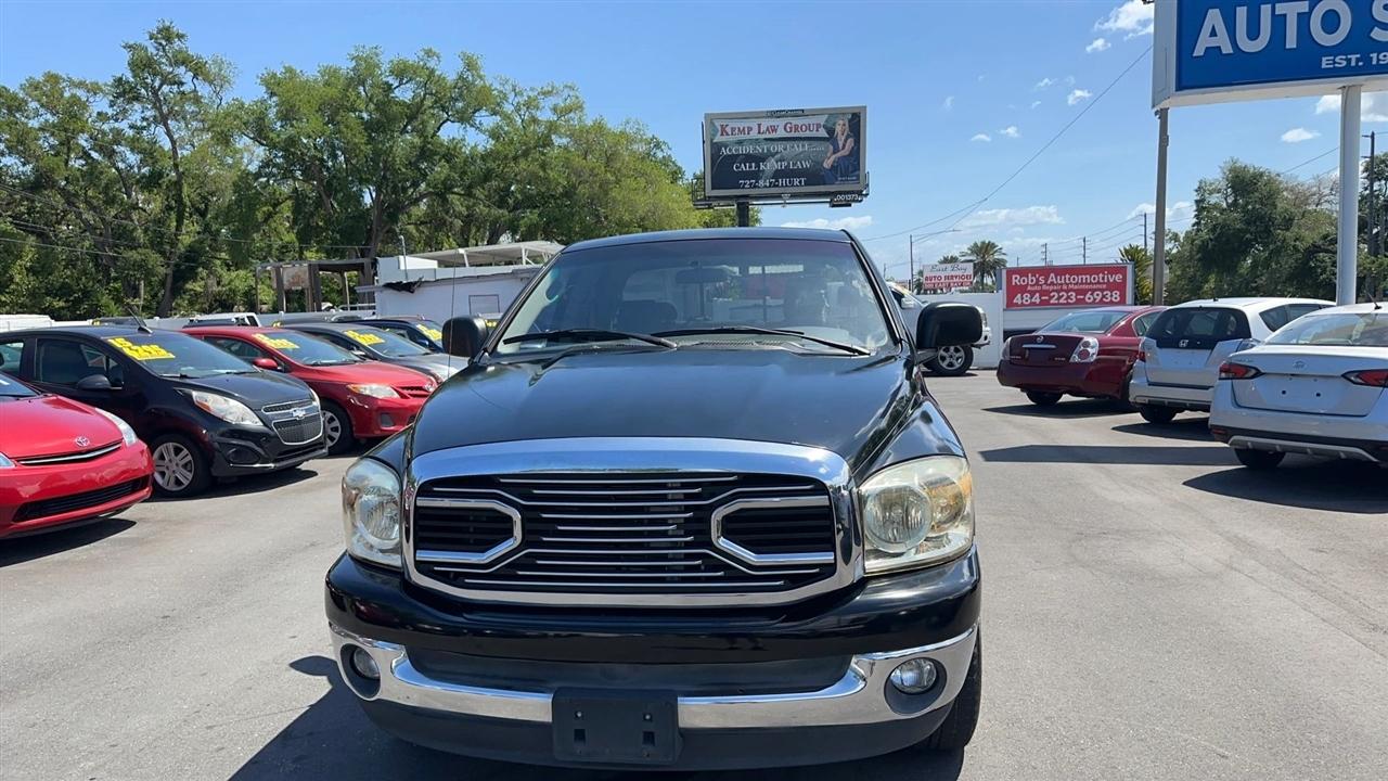 Dodge Ram 1500 2WD Quad Cab 140.5" SLT 2007