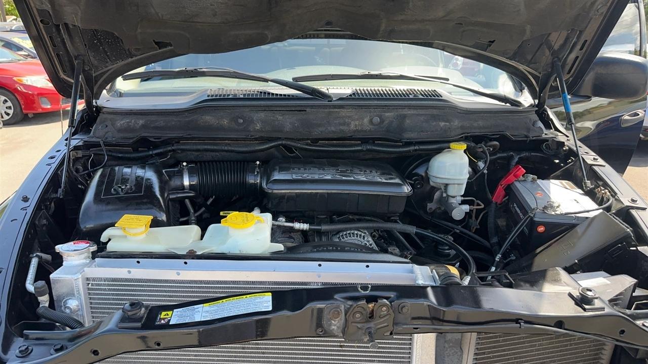 Dodge Ram 1500 2WD Quad Cab 140.5" SLT 2007