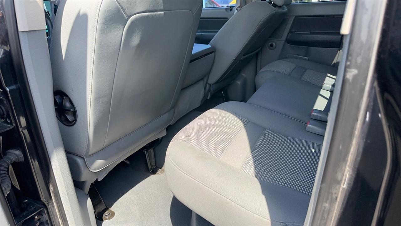 Dodge Ram 1500 2WD Quad Cab 140.5" SLT 2007