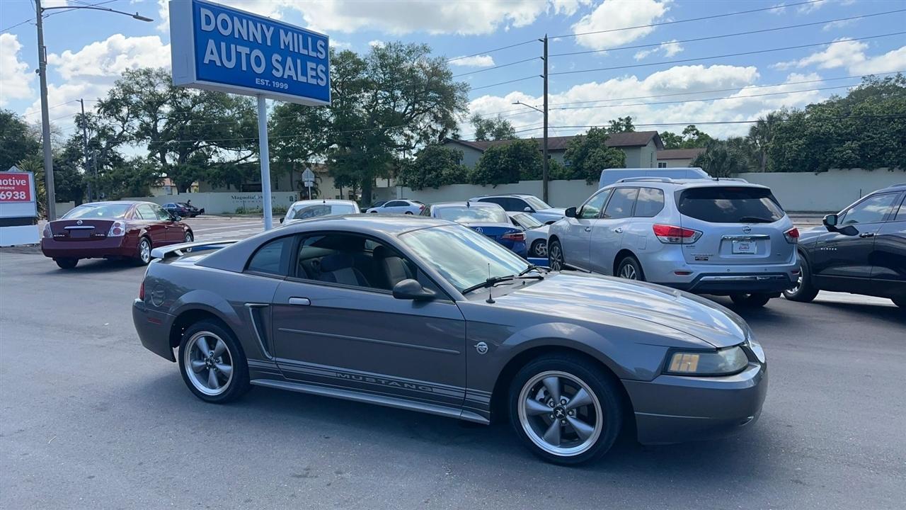 Ford Mustang 2dr Cpe Standard 2004