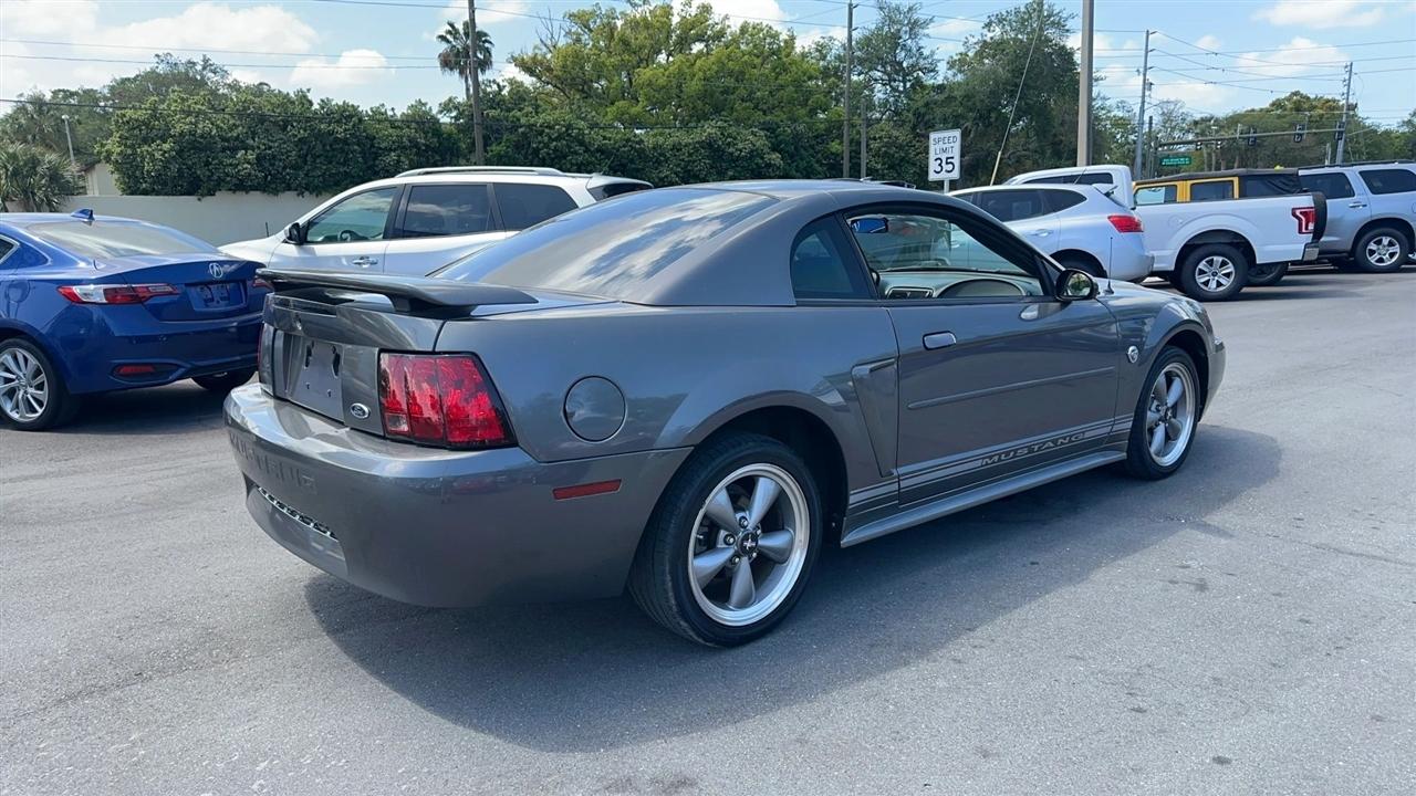 Ford Mustang 2dr Cpe Standard 2004