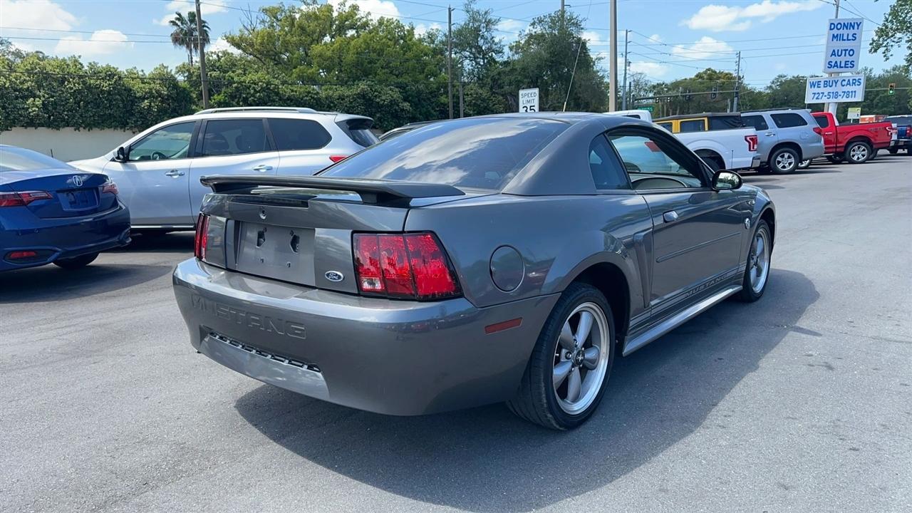 Ford Mustang 2dr Cpe Standard 2004