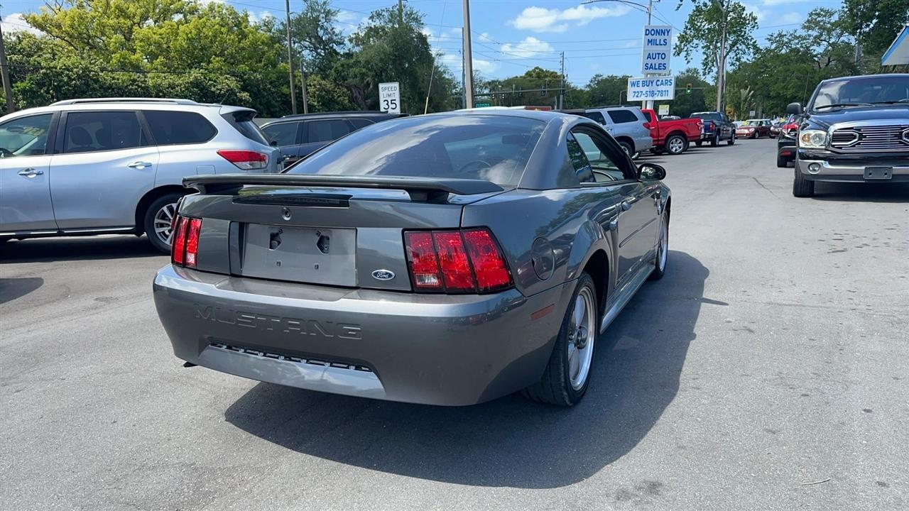 Ford Mustang 2dr Cpe Standard 2004