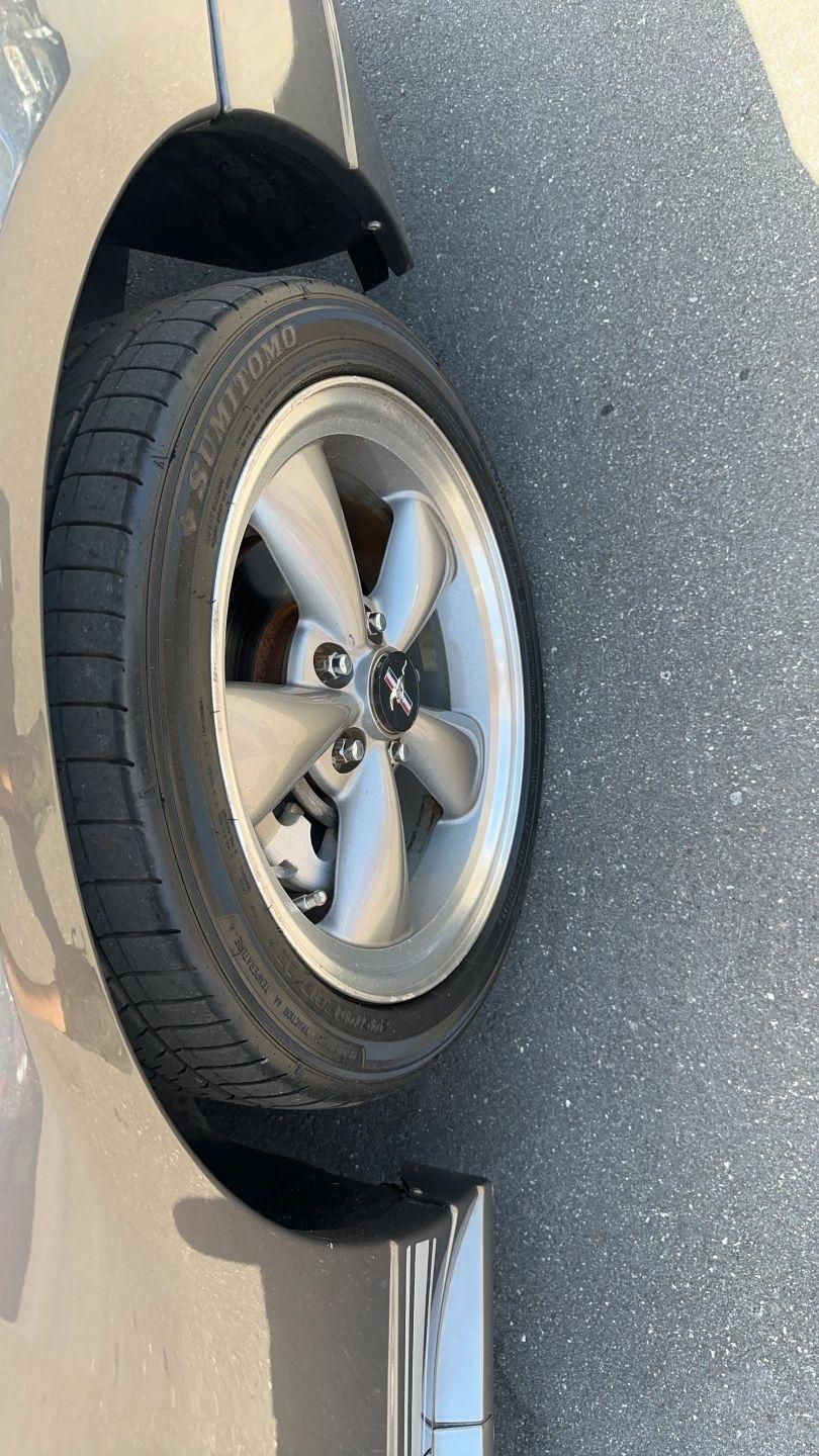 Ford Mustang 2dr Cpe Standard 2004