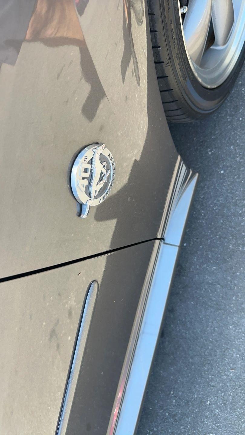 Ford Mustang 2dr Cpe Standard 2004