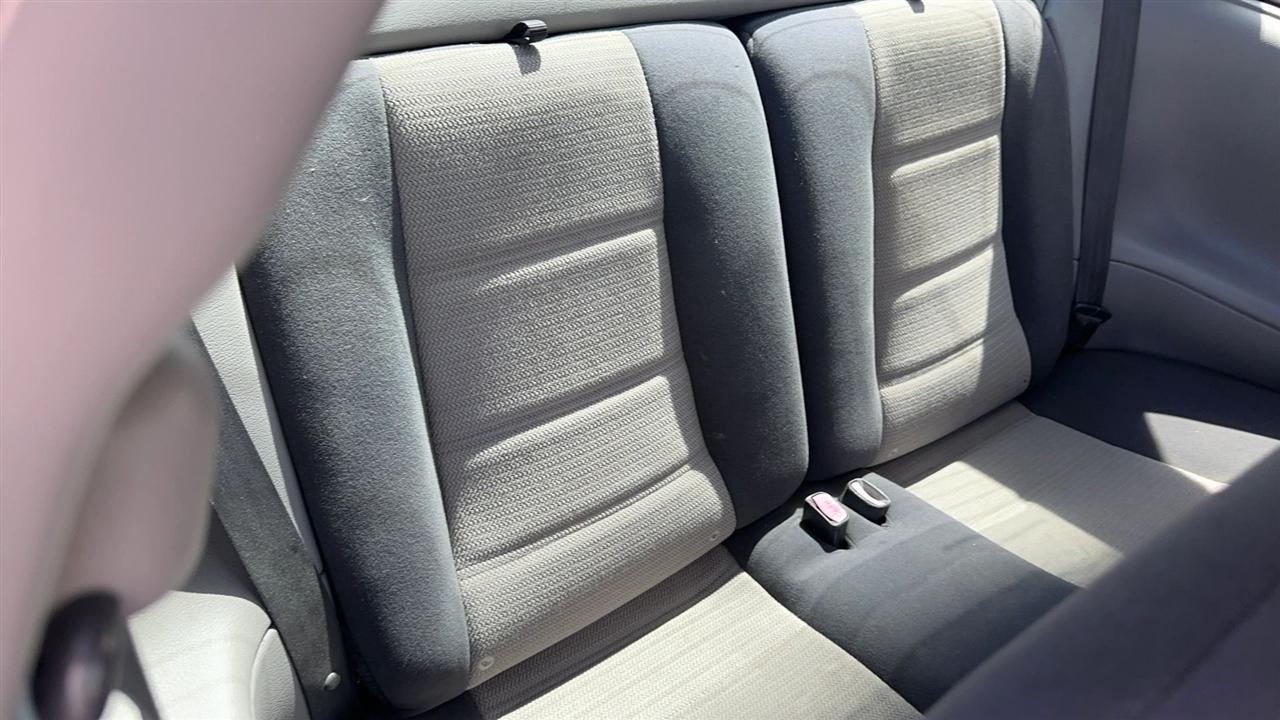 Ford Mustang 2dr Cpe Standard 2004