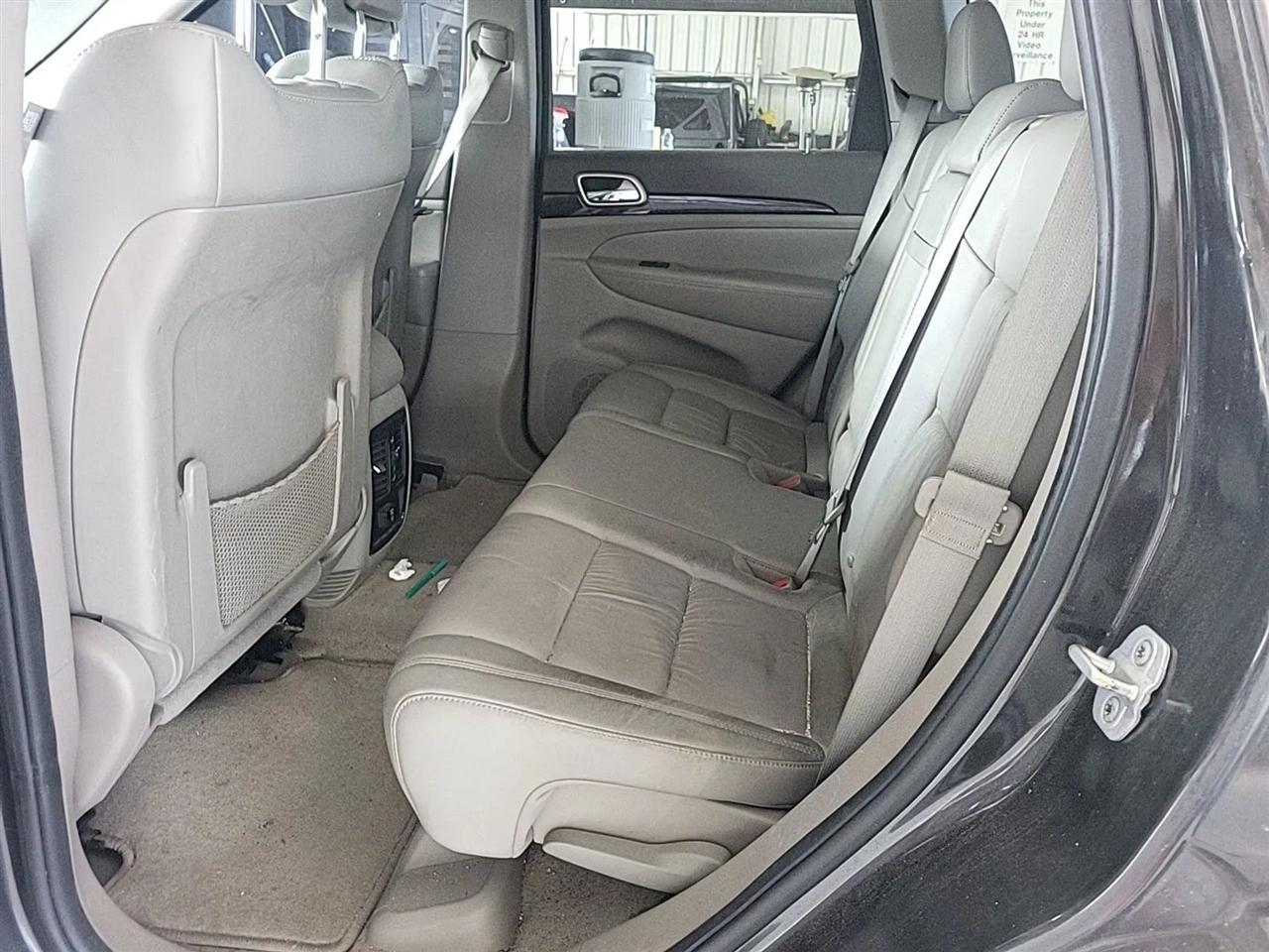 Jeep Grand Cherokee RWD 4dr Laredo 2011