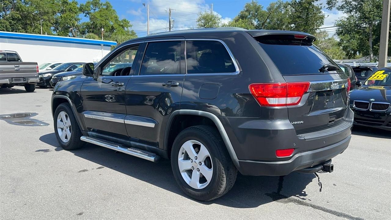 Jeep Grand Cherokee RWD 4dr Laredo 2011