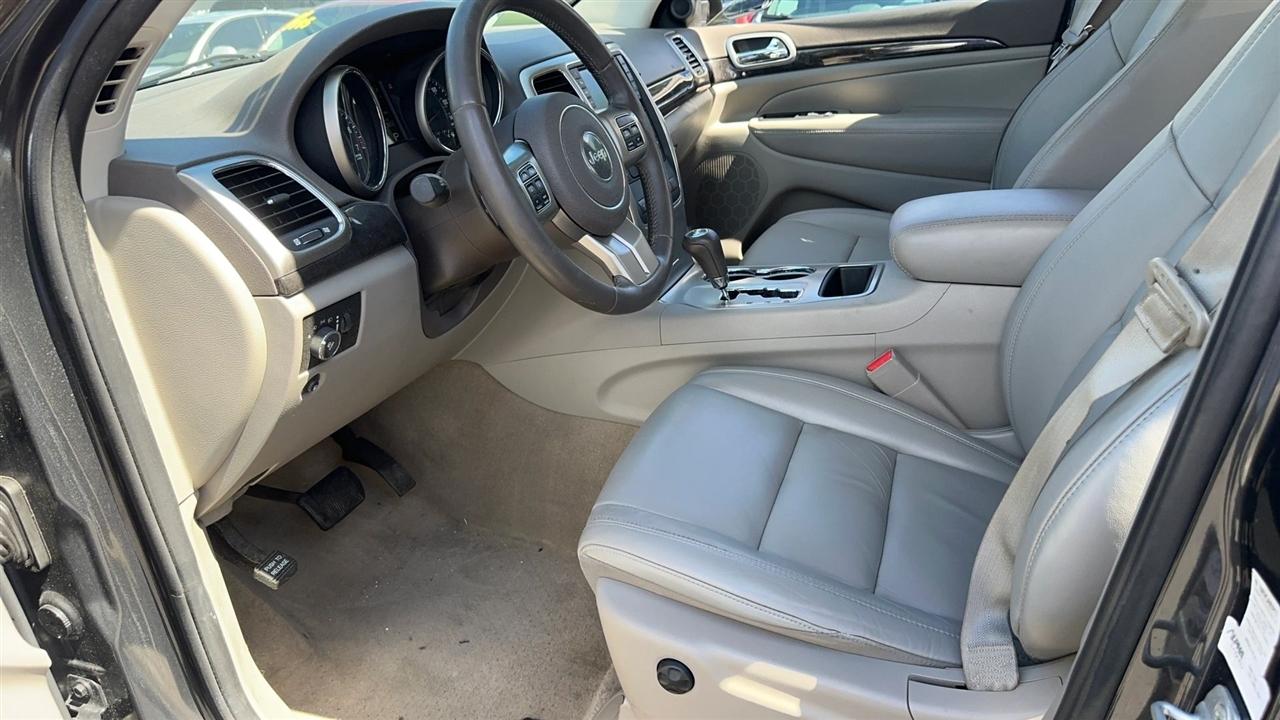 Jeep Grand Cherokee RWD 4dr Laredo 2011