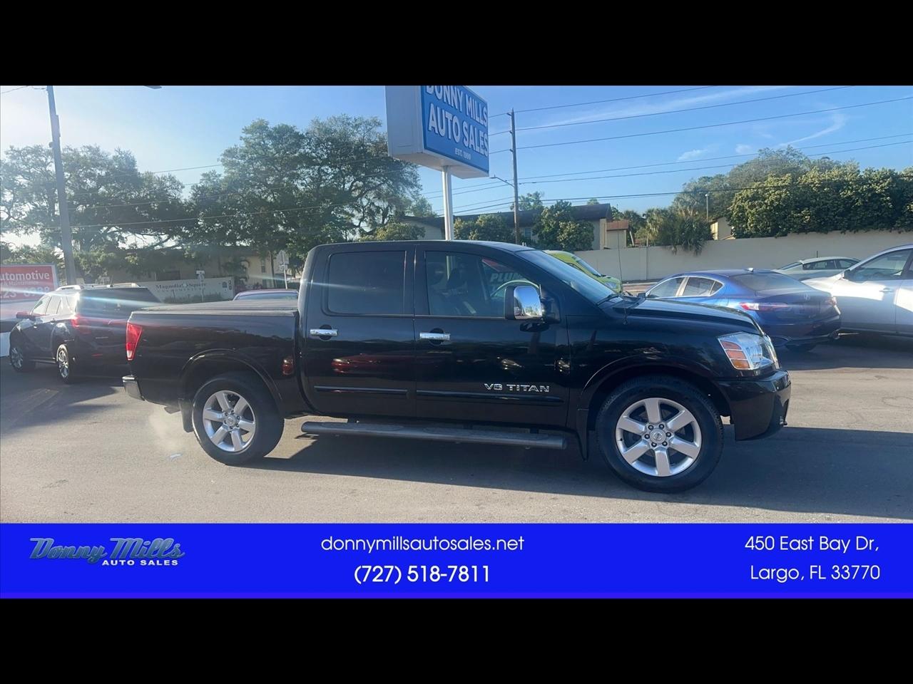 Nissan Titan 2WD Crew Cab SWB LE 2010