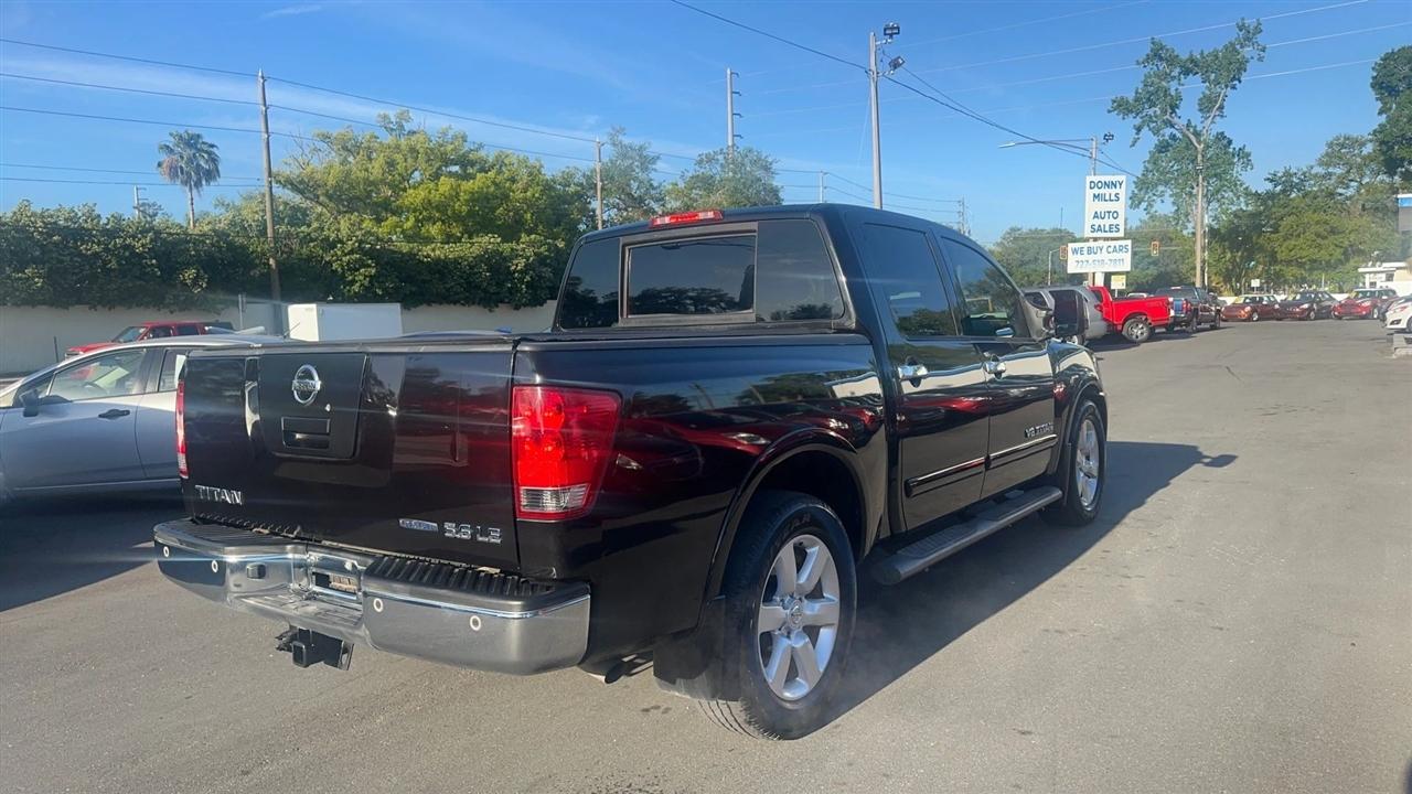 Nissan Titan 2WD Crew Cab SWB LE 2010