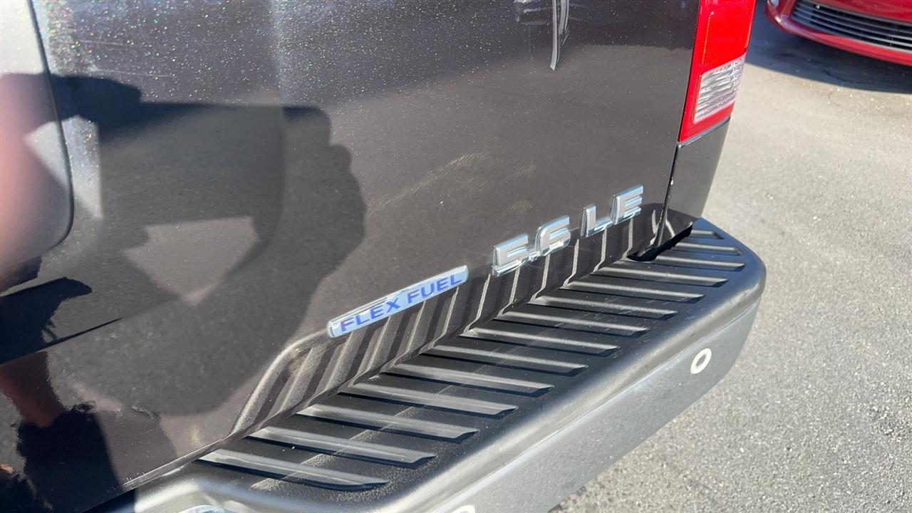 Nissan Titan 2WD Crew Cab SWB LE 2010