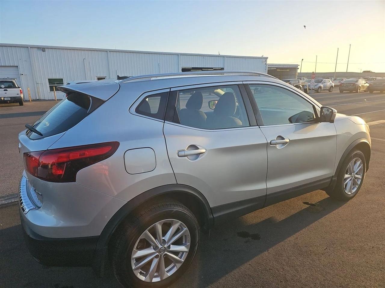 Nissan Rogue Sport AWD SV 2017