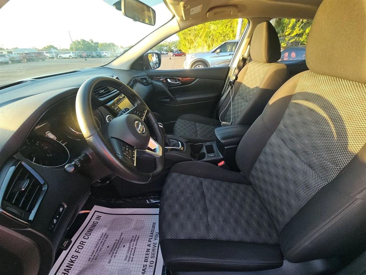 Nissan Rogue Sport AWD SV 2017