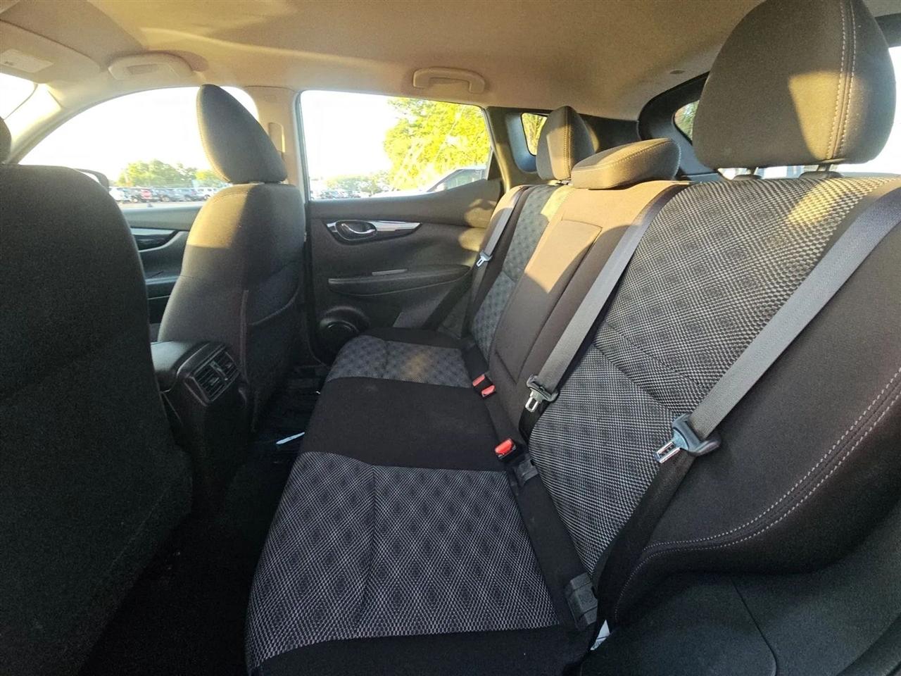 Nissan Rogue Sport AWD SV 2017