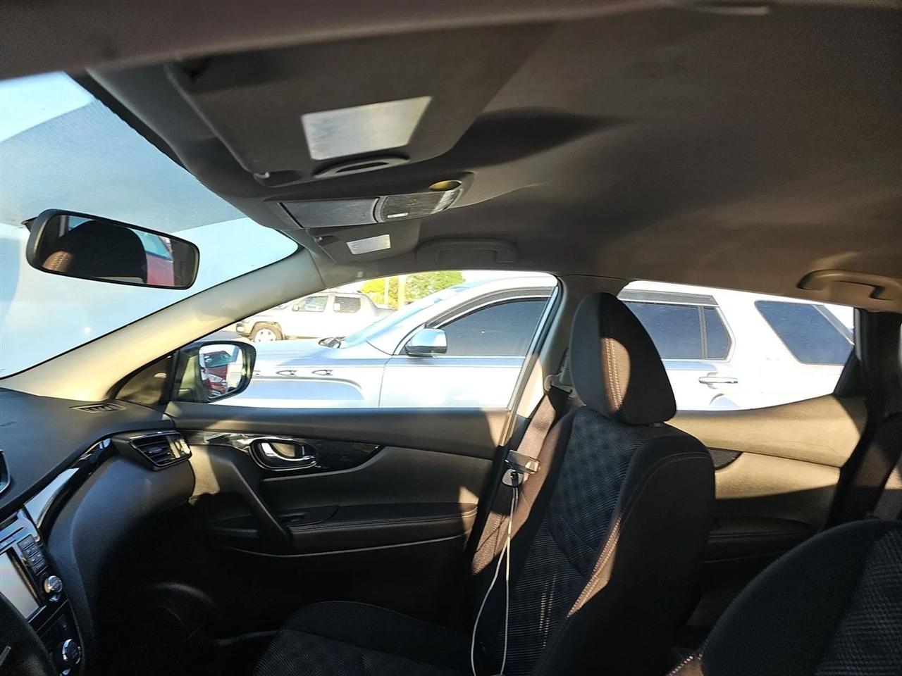 Nissan Rogue Sport AWD SV 2017