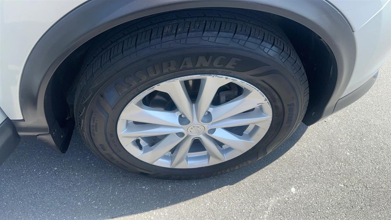 Nissan Rogue Sport AWD SV 2017