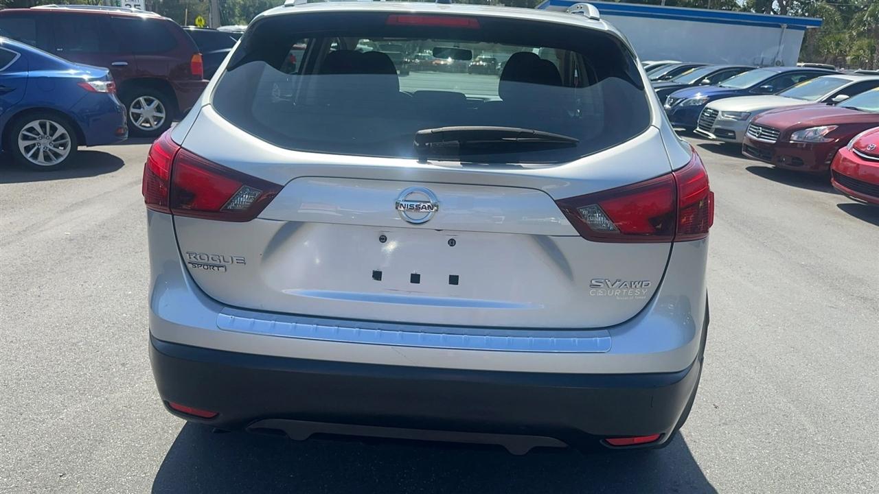 Nissan Rogue Sport AWD SV 2017
