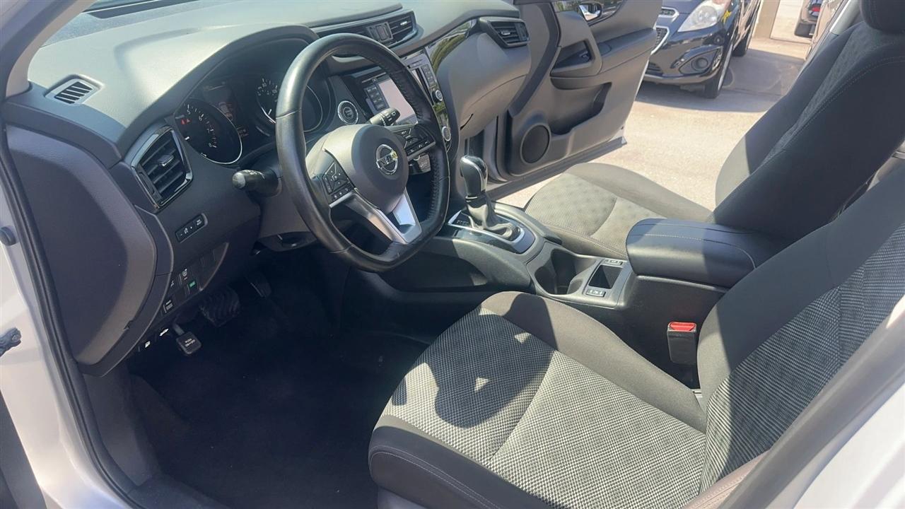 Nissan Rogue Sport AWD SV 2017