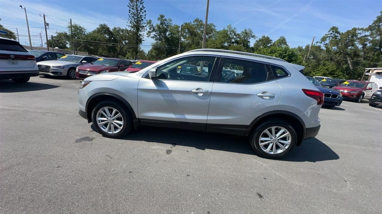 Nissan Rogue Sport AWD SV 2017