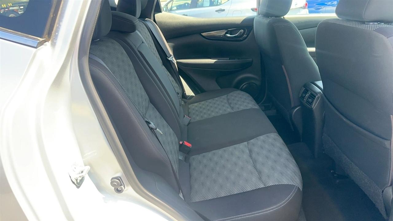 Nissan Rogue Sport AWD SV 2017
