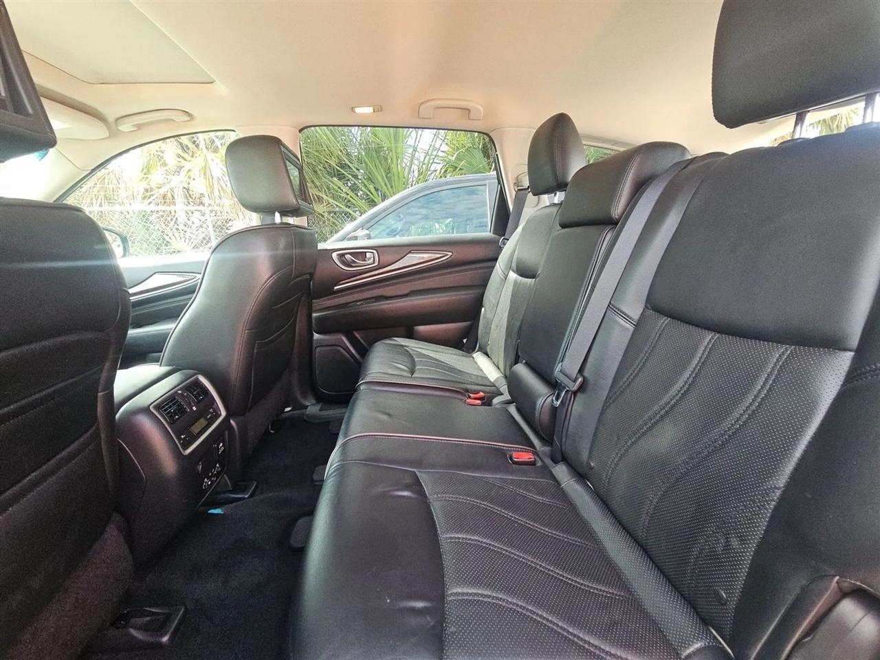 Infiniti JX35 AWD 4dr 2013