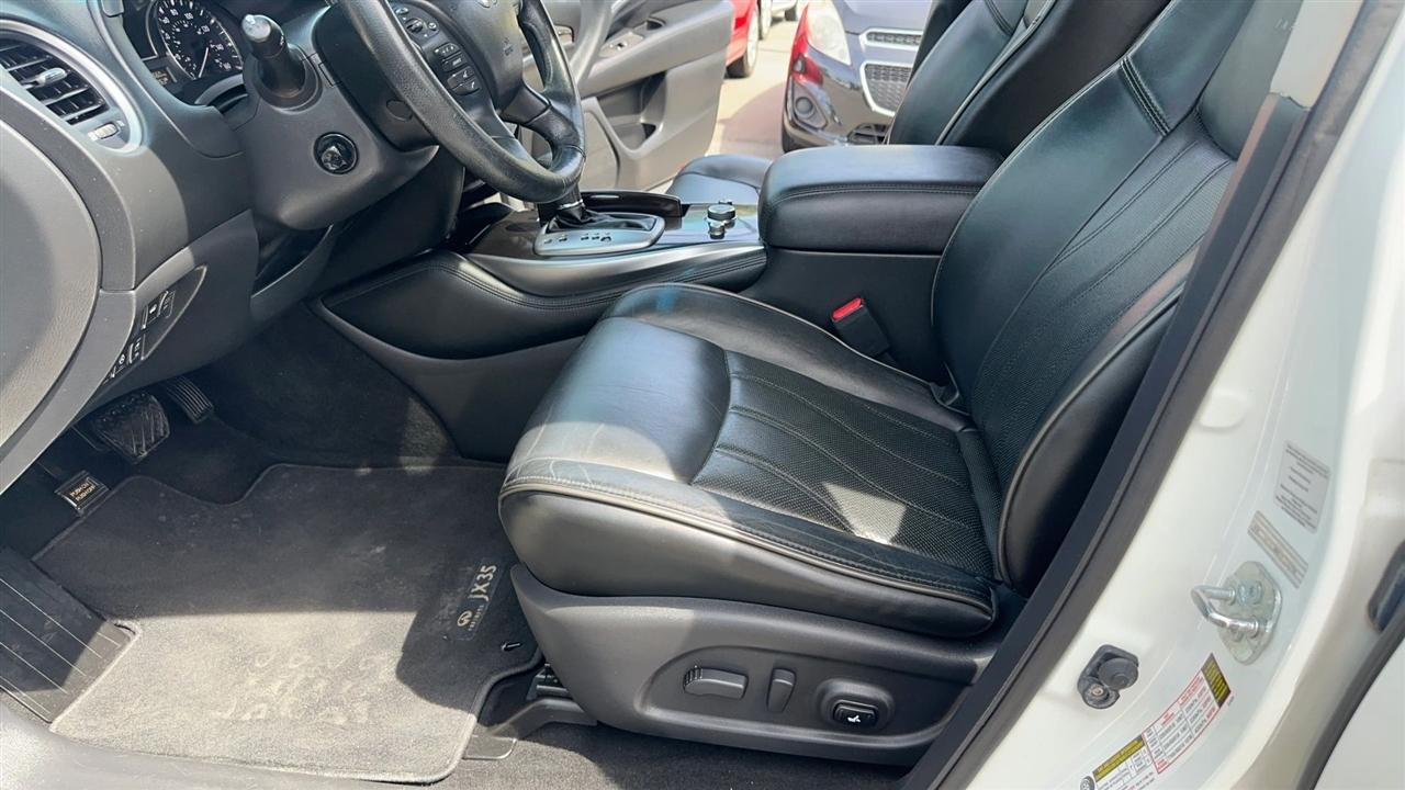 Infiniti JX35 AWD 4dr 2013