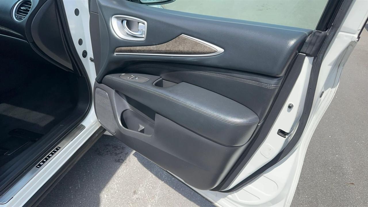 Infiniti JX35 AWD 4dr 2013