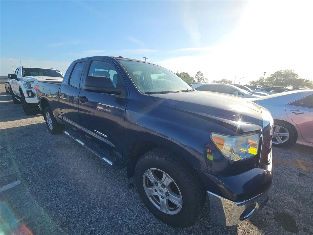 Toyota Tundra 2WD Truck Dbl 4.6L V8 6-Spd AT (Natl) 2011