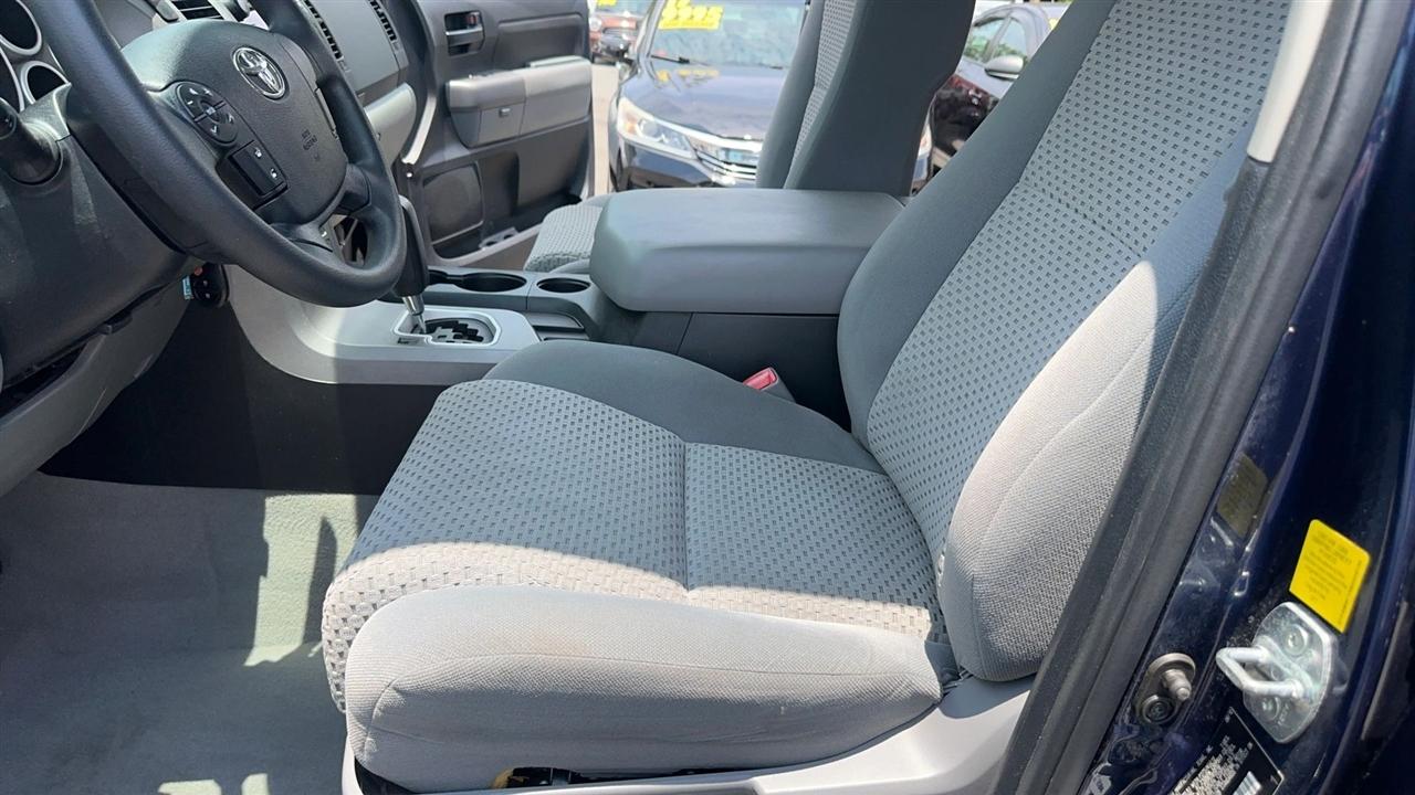 Toyota Tundra 2WD Truck Dbl 4.6L V8 6-Spd AT (Natl) 2011