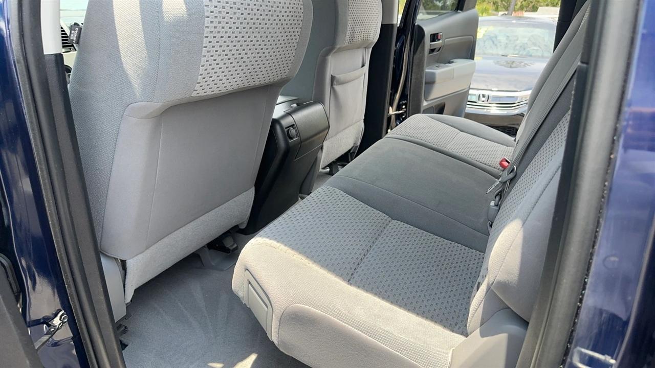 Toyota Tundra 2WD Truck Dbl 4.6L V8 6-Spd AT (Natl) 2011