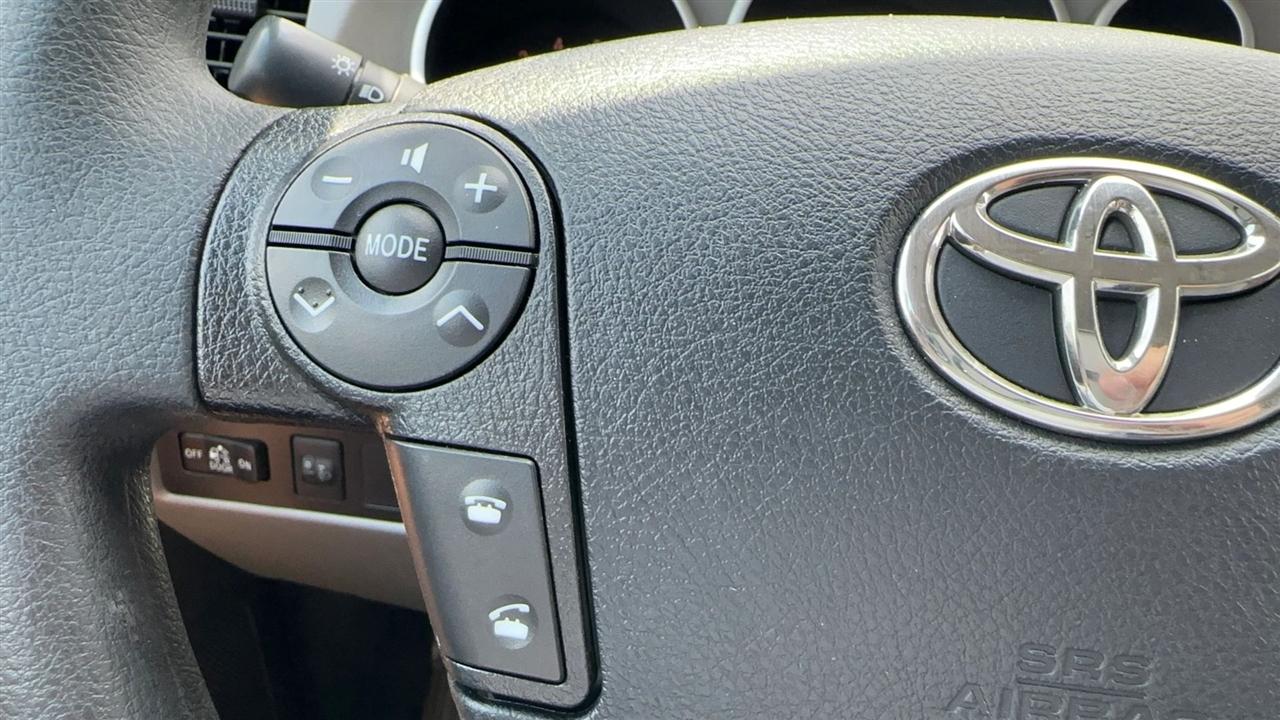 Toyota Tundra 2WD Truck Dbl 4.6L V8 6-Spd AT (Natl) 2011