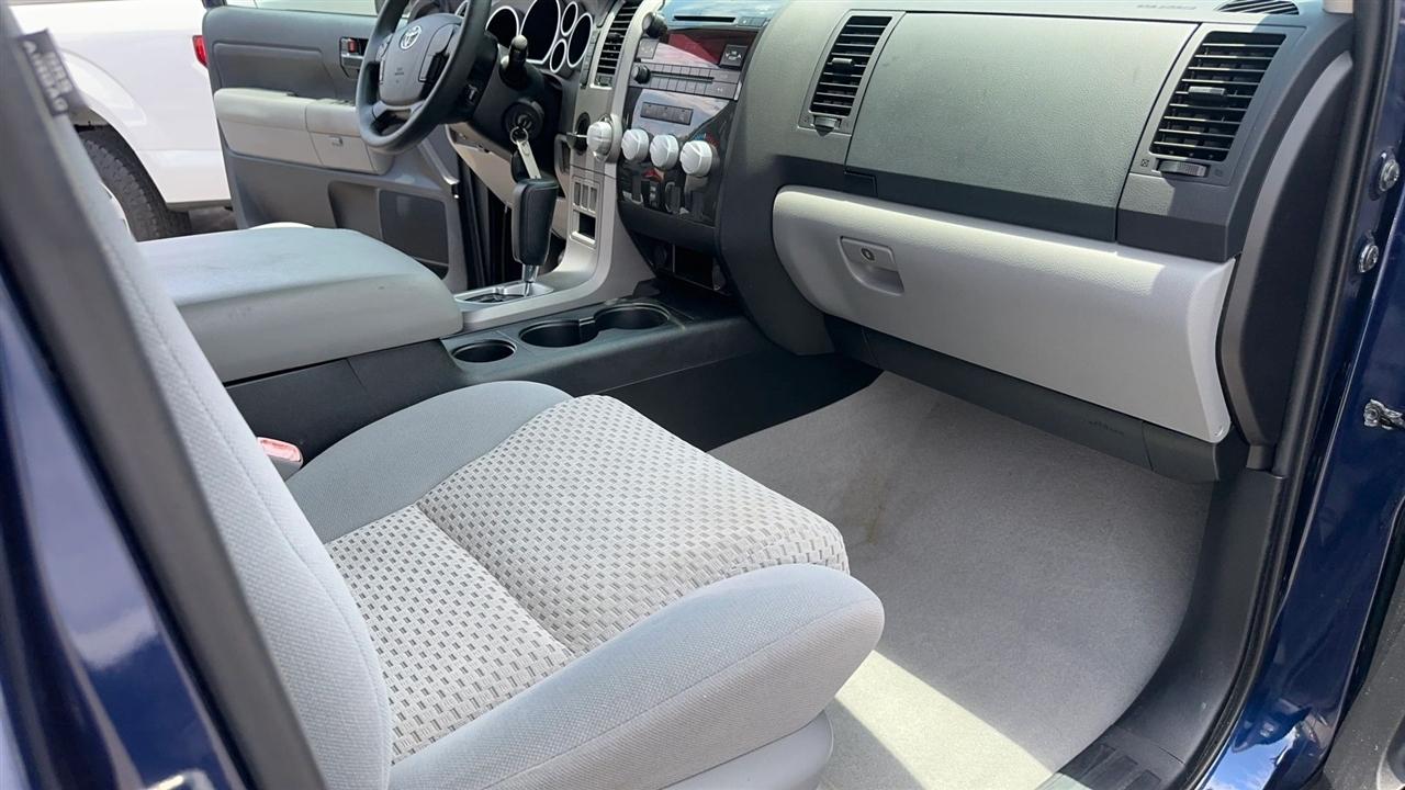 Toyota Tundra 2WD Truck Dbl 4.6L V8 6-Spd AT (Natl) 2011